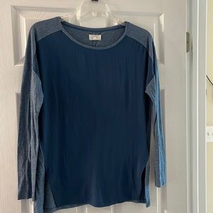 Lou & Grey blue shirt size medium
